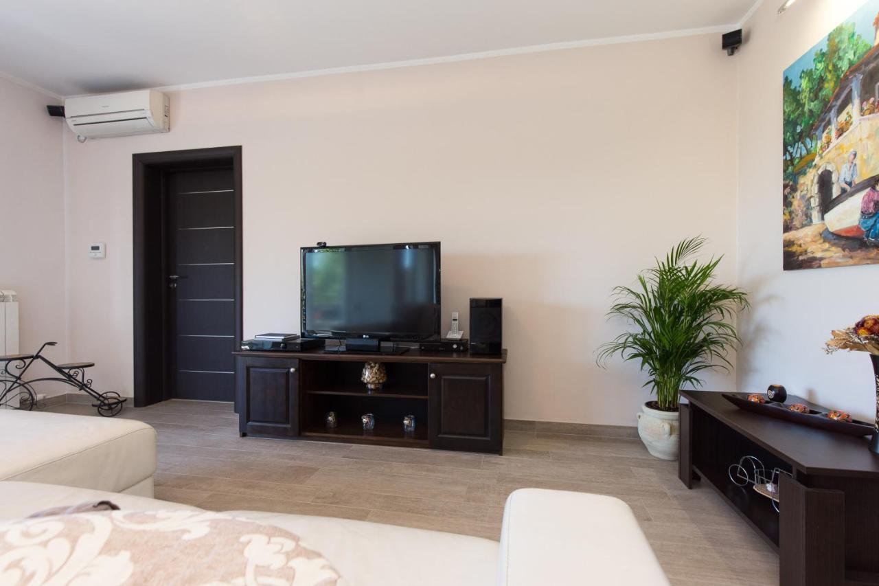 Deluxe Sea View Apartment Mate Balote Rijeka Exteriör bild