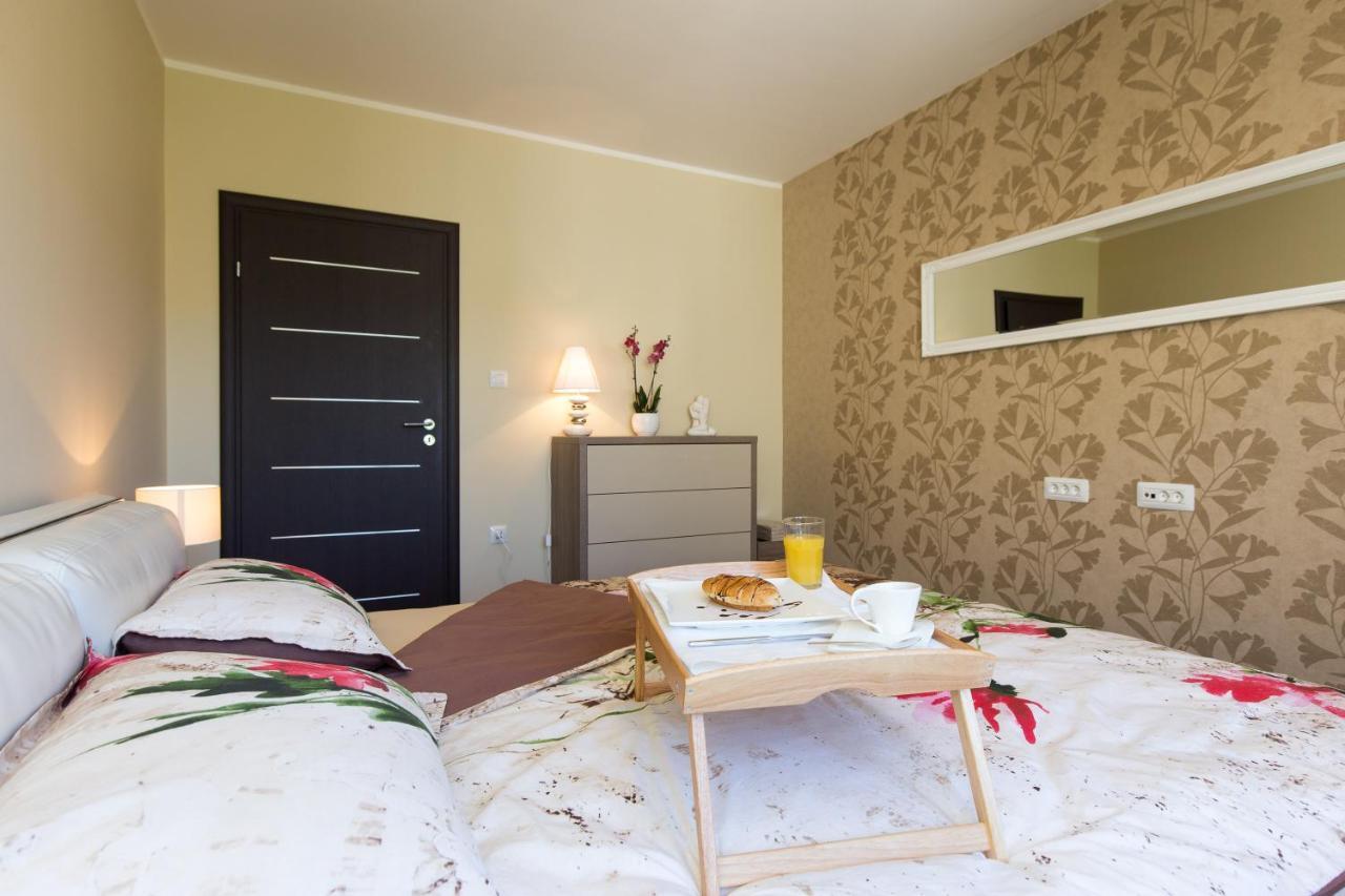Deluxe Sea View Apartment Mate Balote Rijeka Exteriör bild