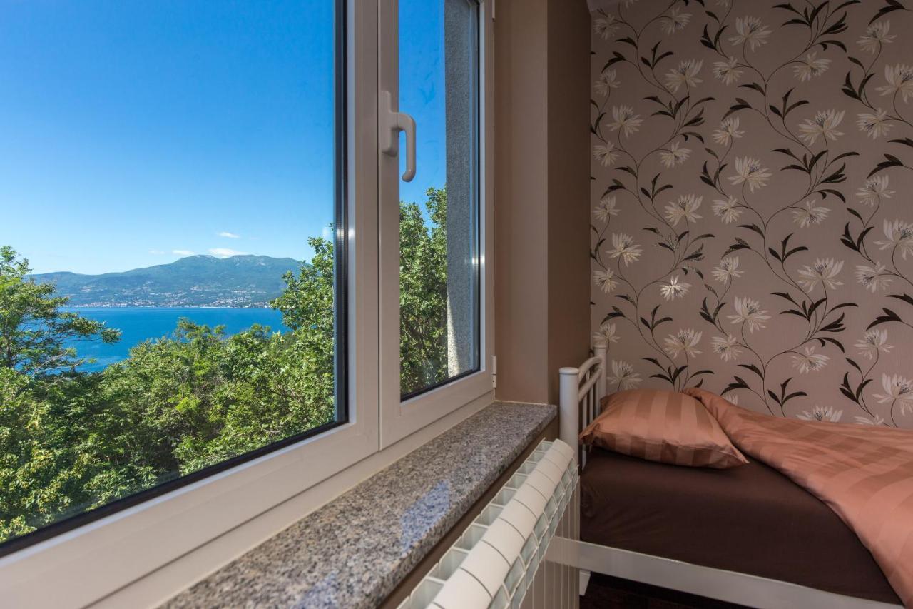 Deluxe Sea View Apartment Mate Balote Rijeka Exteriör bild